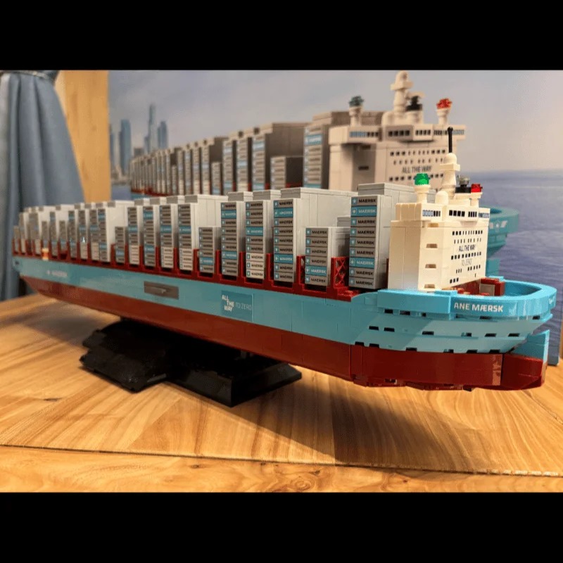 Kapal Kontainer Dual-Fuel 2026 - Model Kit Instructions ulasan dan harga